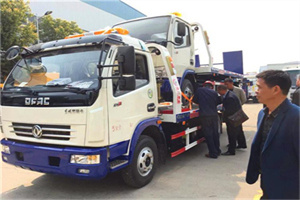 旬邑汽车道路救援拖车价格